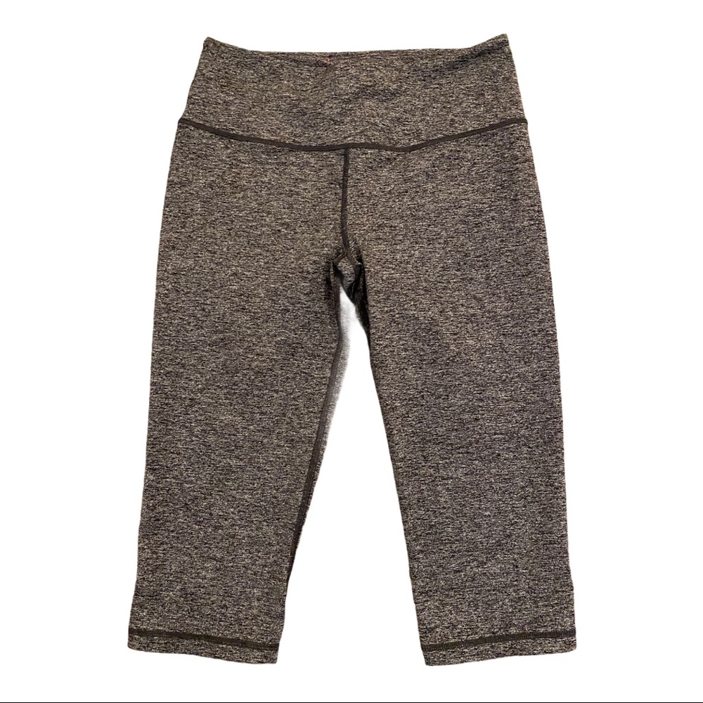🌸 VS Victoria Secret VSX Sport Cropped Leggings M